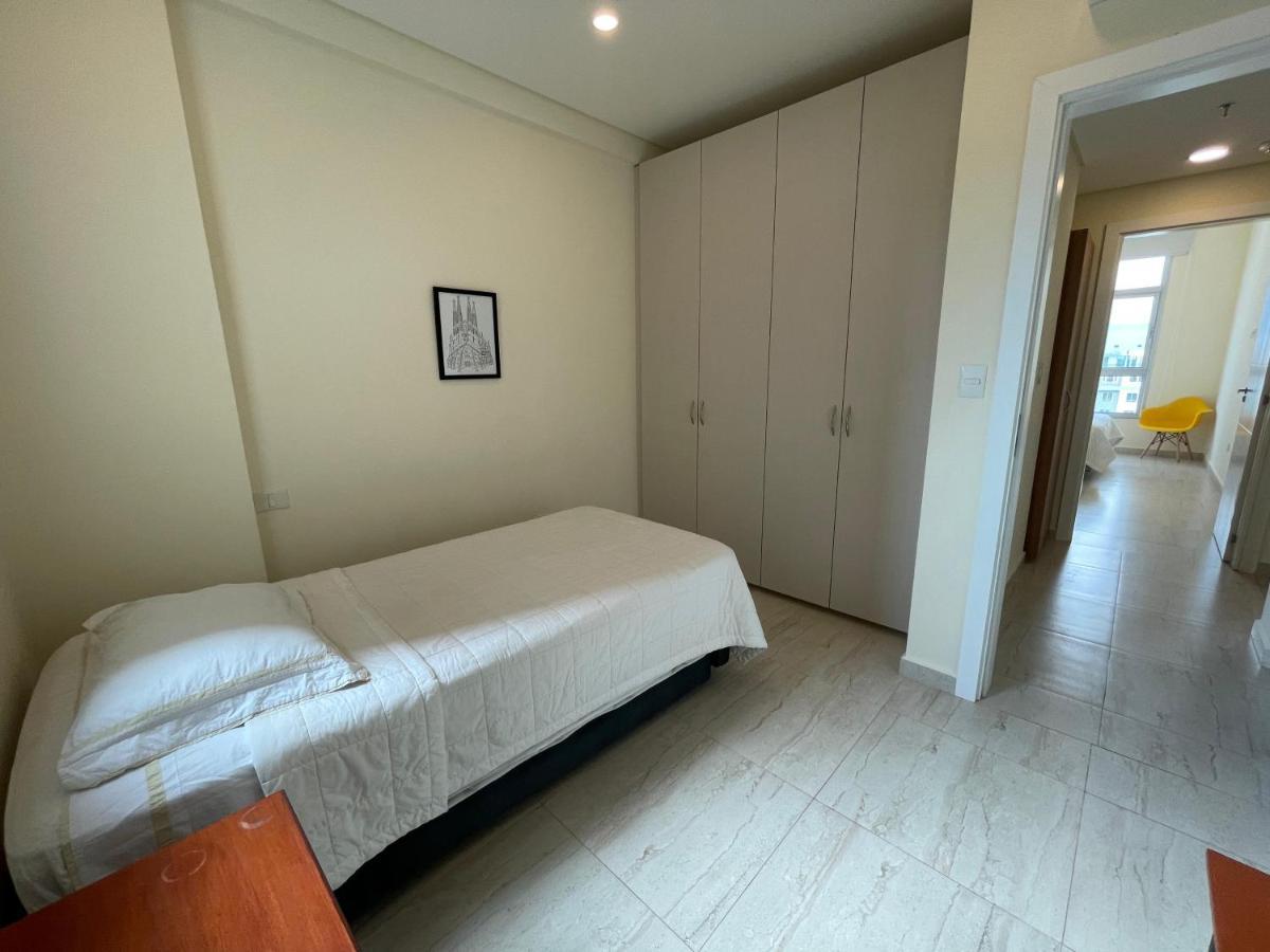Villa Morra, A Pasos De Los Shoppings! Asunción Esterno foto